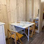 Refait à Neuf Avec Balcon - Famille - Parking Couvert Appartement *