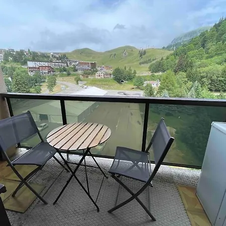 Appartement Refait à Neuf Avec Balcon - Famille - Parking Couvert