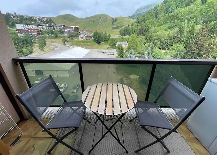 Refait A Neuf Avec Balcon - Famille - Parking Couvert * Chamrousse