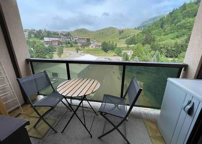 Apartamento Refait A Neuf Avec Balcon - Famille - Parking Couvert